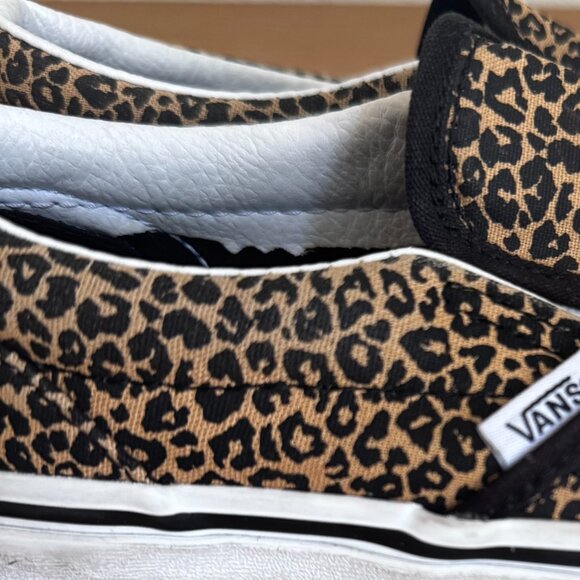 VANS KIDS GIRL CLASSIC SLIP ON LEOPARD PRINT 3Y SKATER SHOE SNEAKER ANIMAL PRINT - Picture 3 of 8